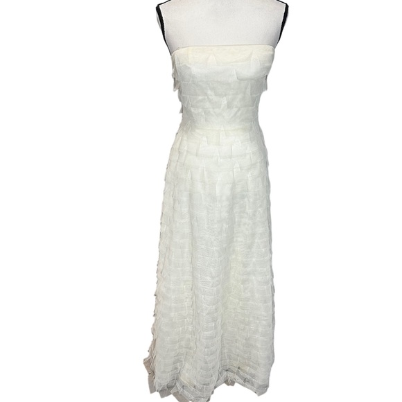 BCBG Max Azria Strapless Evening Off White Maxi Tiered dress Casual Wedding 4 - Picture 2 of 8